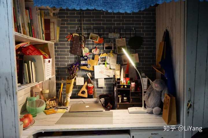 浙江工业大学的宿舍条件如何?校区内有哪些生活设施?