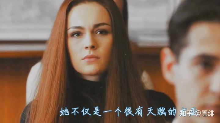 在最理想的莉莉·伊万斯民间选角中,凯伦·吉兰(karen gillan)的支持