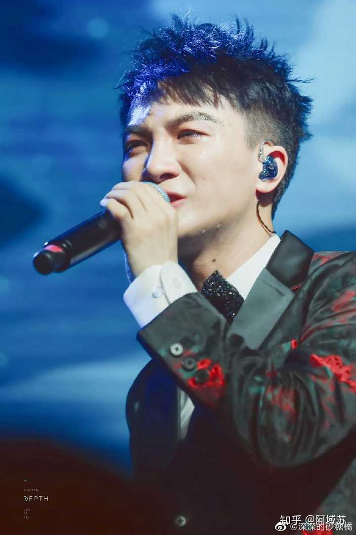 2019时周深唱的歌为什么会让人如此魔怔?