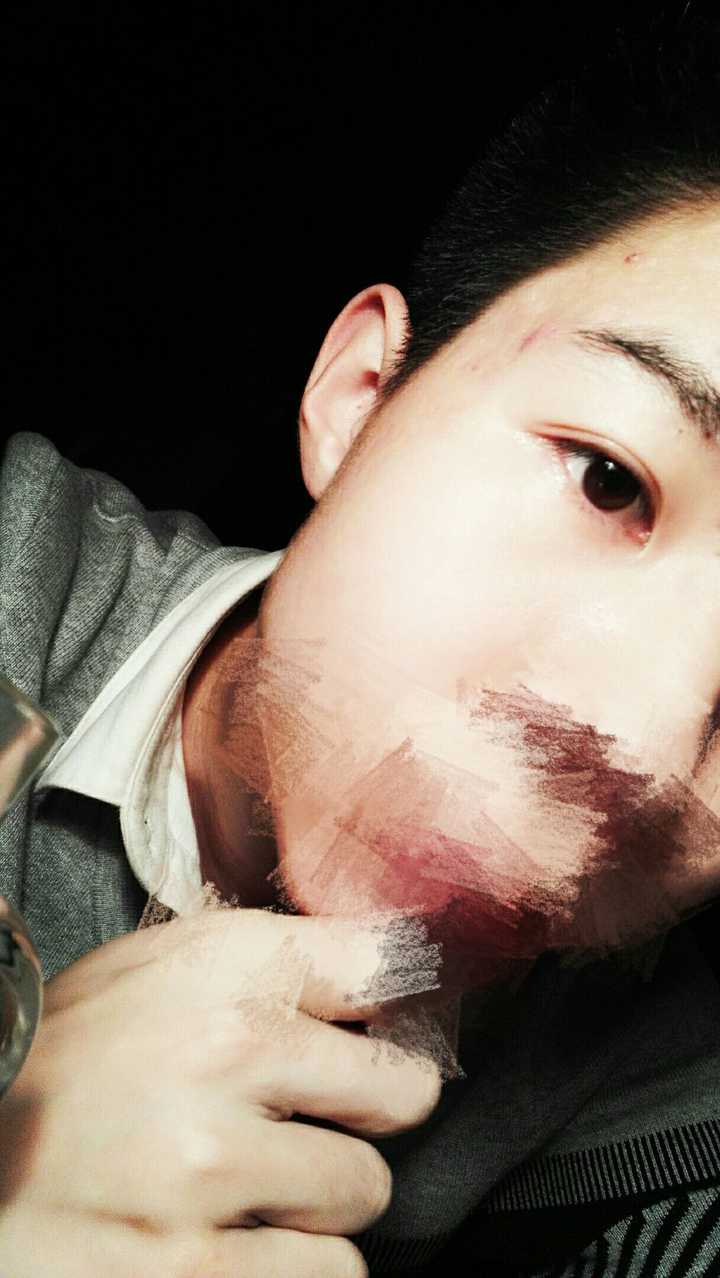 男生眼睛好看是什么样的一种体验?