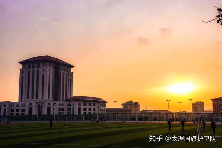 求太原理工大学榆次校区的美照.