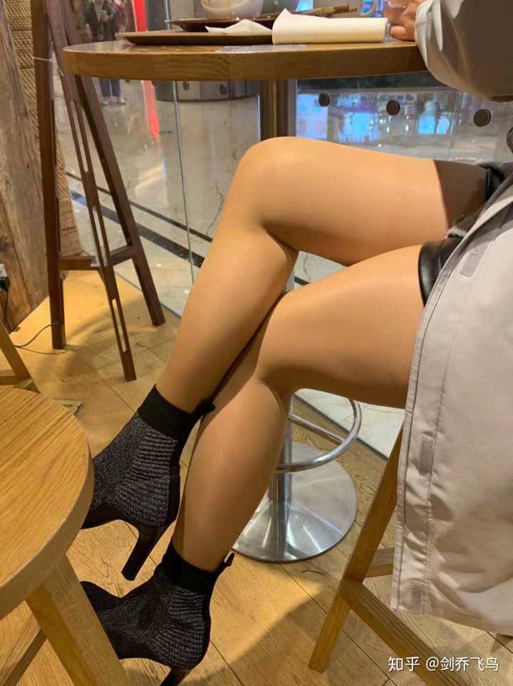 男生穿裤袜是什么感觉?