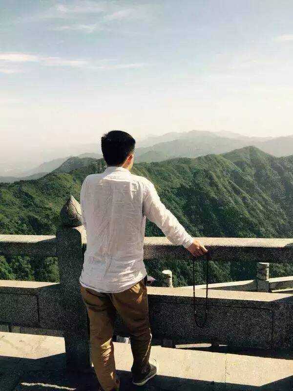 颇有书生意气,指点江山的感觉.:):)