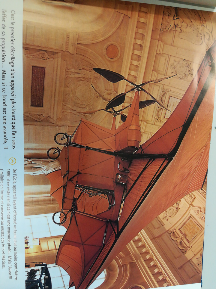 1890年模拟蝙蝠,飞离地面20cm 滑翔50m,也是唯一采用蒸汽机的飞机