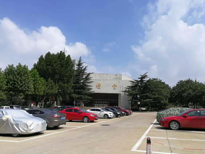 萌新想知道山东财经大学舜耕校区什么样的?