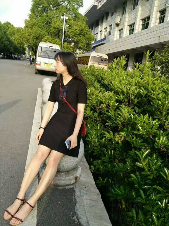 身高165cm的女生多少斤看起来苗条?