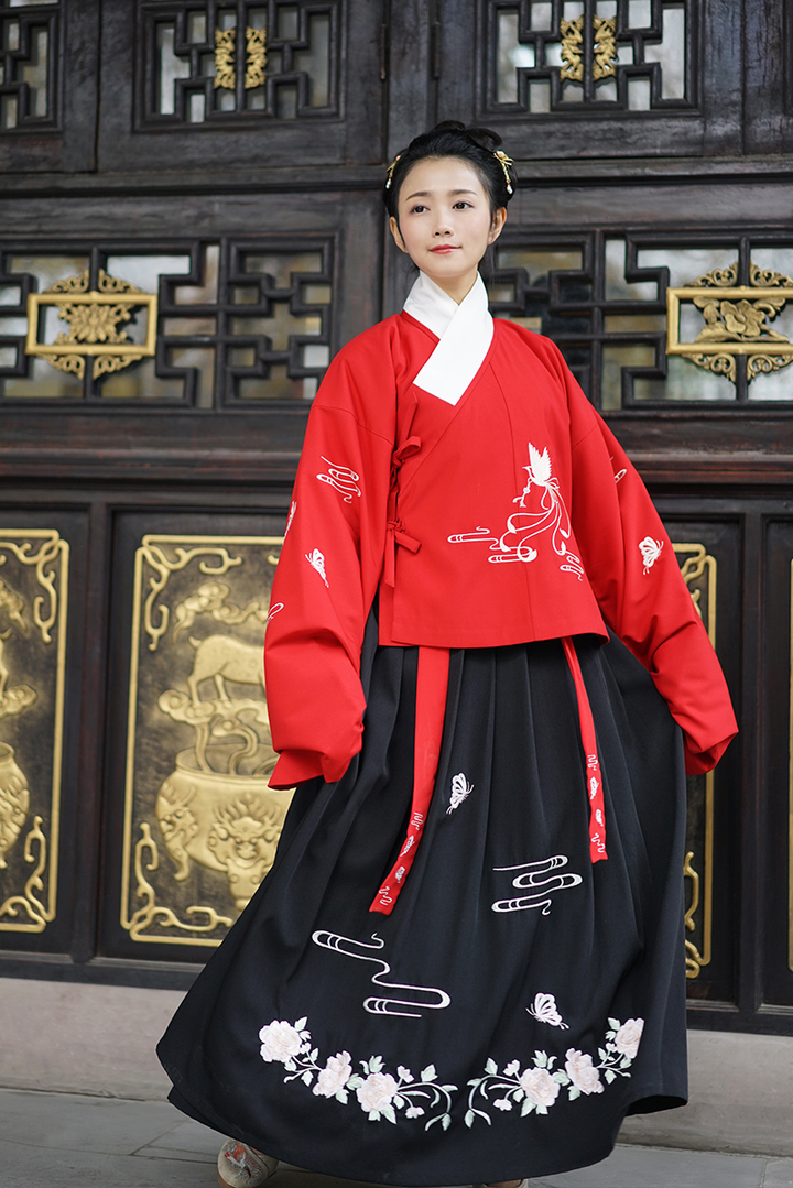 重回汉唐原创汉服男女周制秦汉婚服新郎新娘中式结婚礼服套装定制
