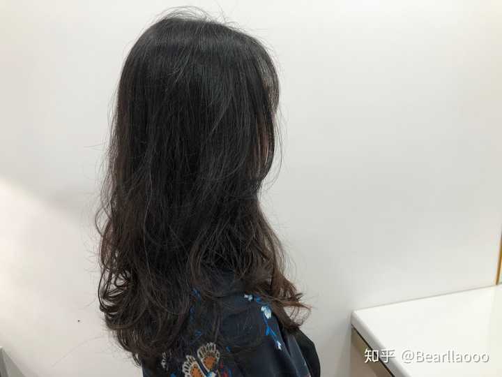 黑色卷发会很土吗?