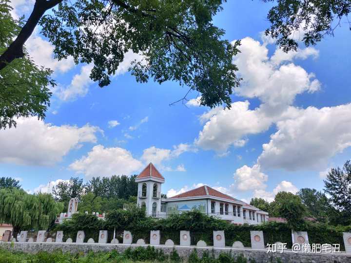 青岛农业大学海都学院怎么样在线等挺急的,最好在校生