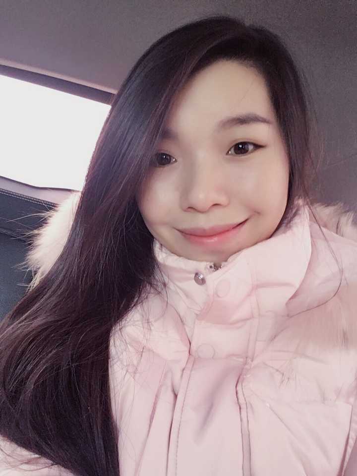 作为摄影师给一个很丑的女生拍照却还被要求拍的很好看是一种怎样的