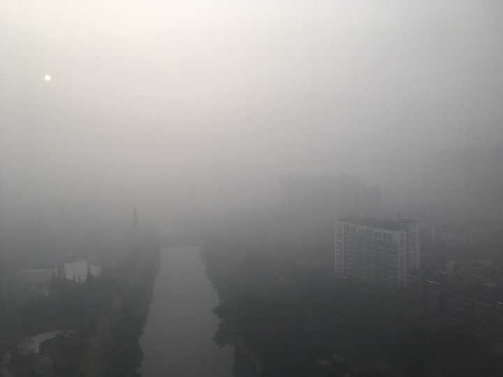 近两年成都的雾霾严重到什么程度了?是否已经不再宜居
