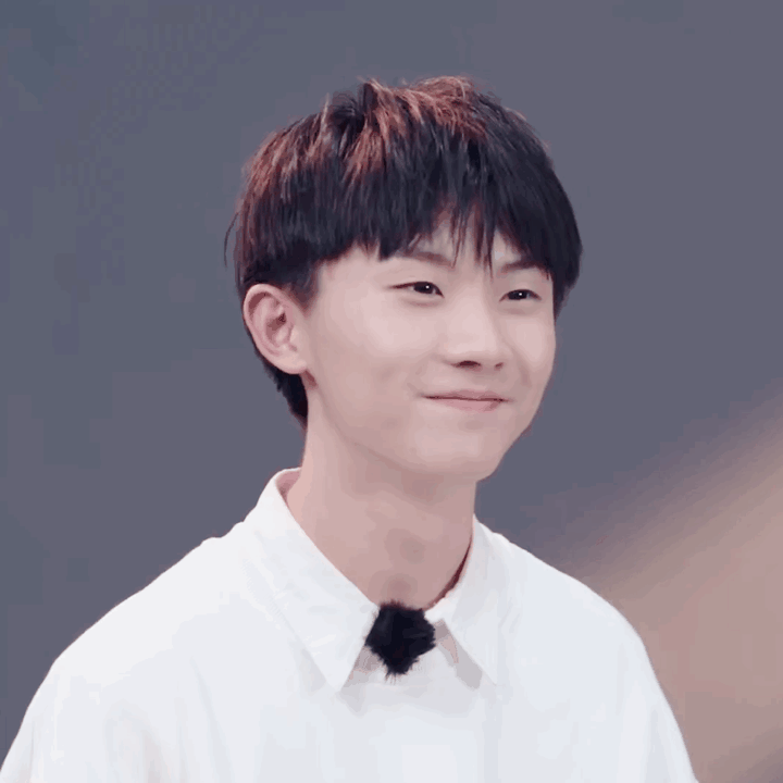 可以给我看点安利时代少年团的照片吗