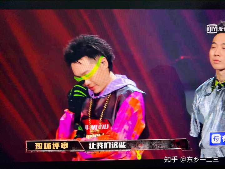 如何评价中国新说唱2019第十期雾都的表演?