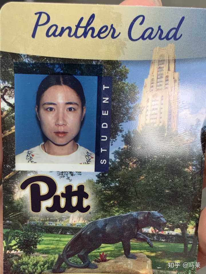 因为会有各种需要露全脸的照得像囚犯图一样的证件照带在手边天天看