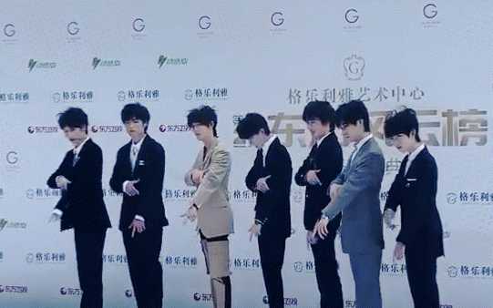 TNT时代少年团的logo,tnt标志 如何看待这次tnt时代少年团的舞台?