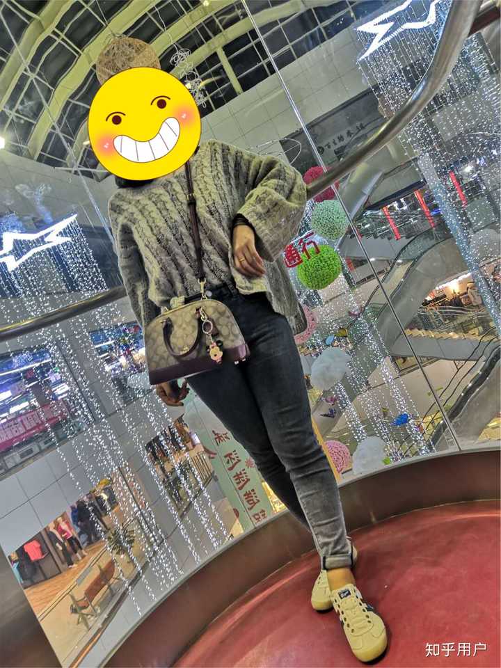 女孩子,158体重105斤算胖吗?