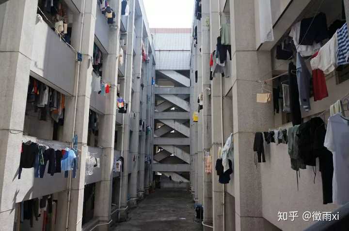 可以介绍一下广东技术师范大学的宿舍吗