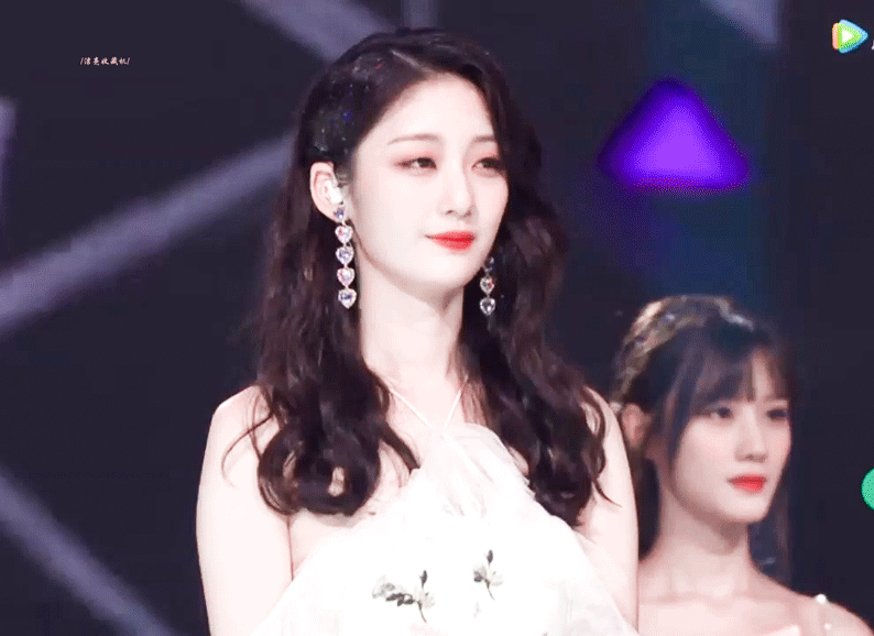 如何评价《创造101》中的戚砚笛?