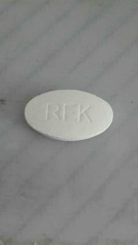 什么药片上印有rek字样,长椭圆形厚片.