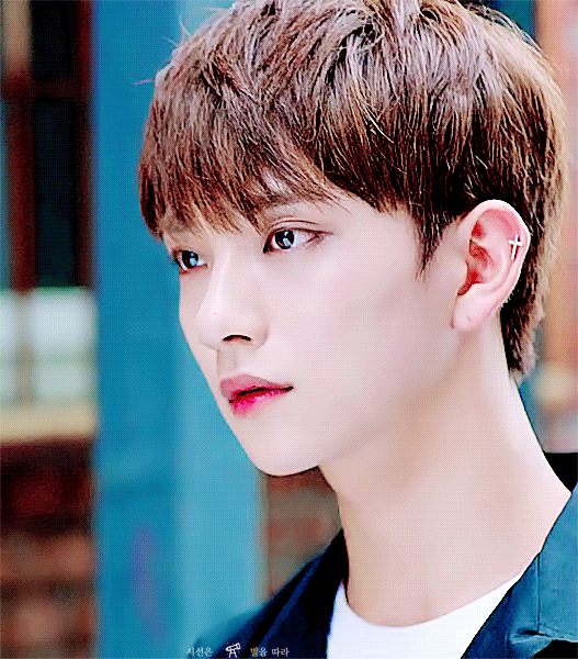 有哪些拥有动人眉眼的爱豆?