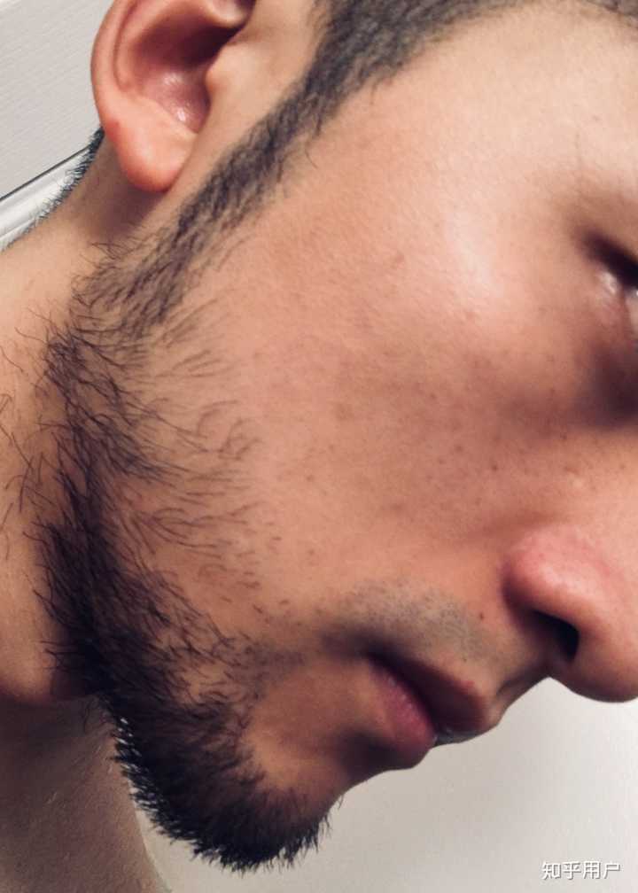 满脸络腮胡子,是怎样的一种体验?