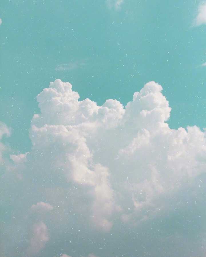 一朵旅行的云   ins:rougeonephoto