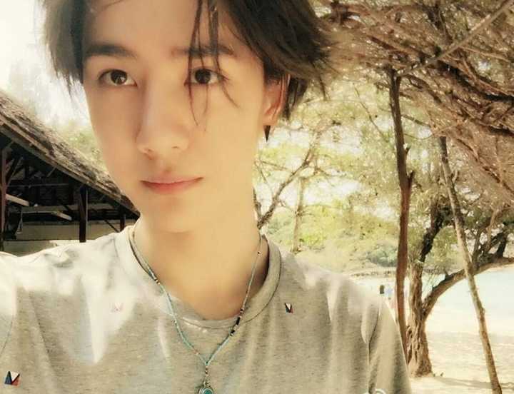 怎样评价王一博的长相