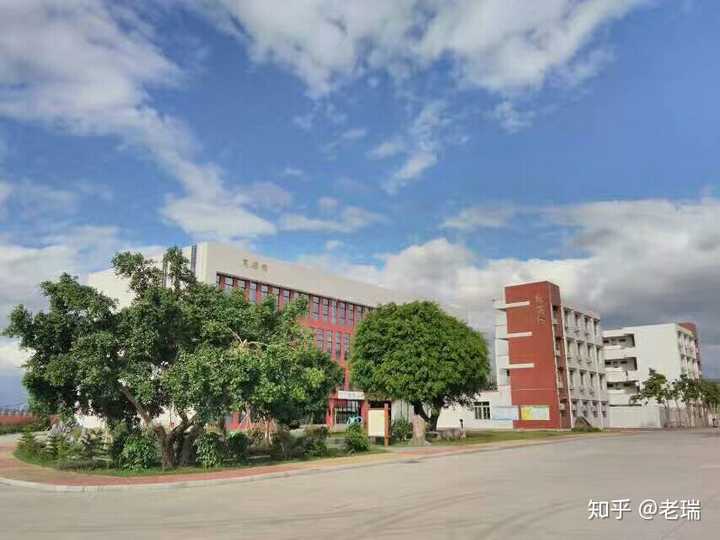 在厦门市国祺中学读书是怎样的体验?;?