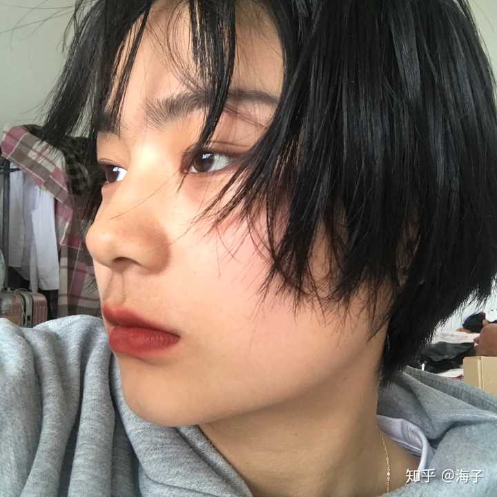 女生能剪哪些很有少年感的酷酷的短发?