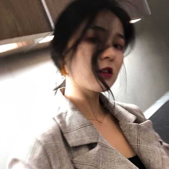 女孩子突然换微信头像是为什么?