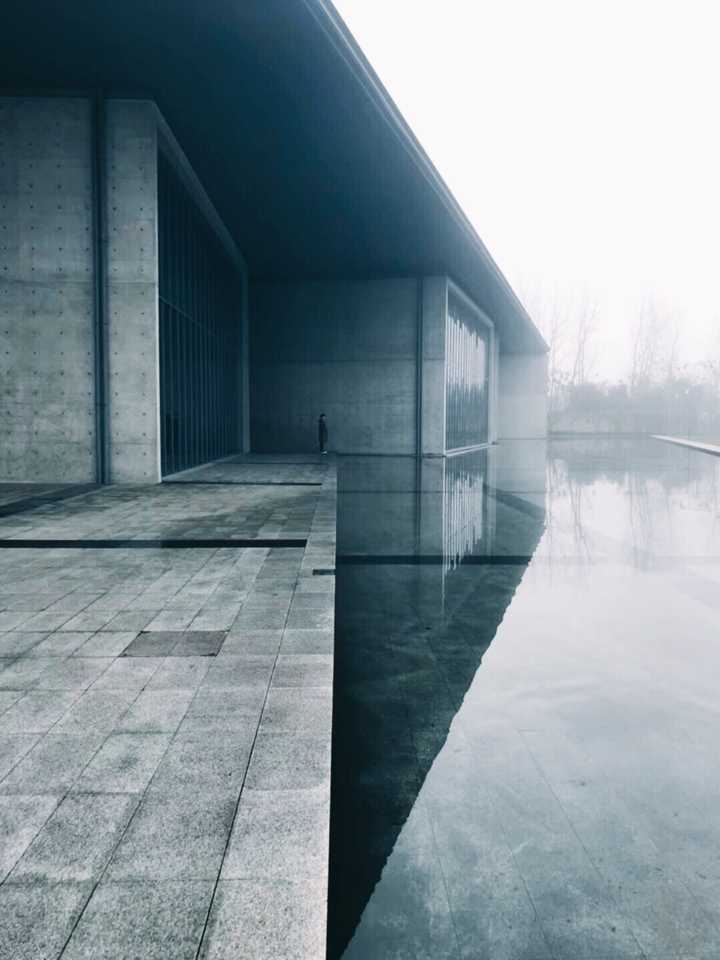 上海哪里可以看到安藤忠雄的建筑作品?