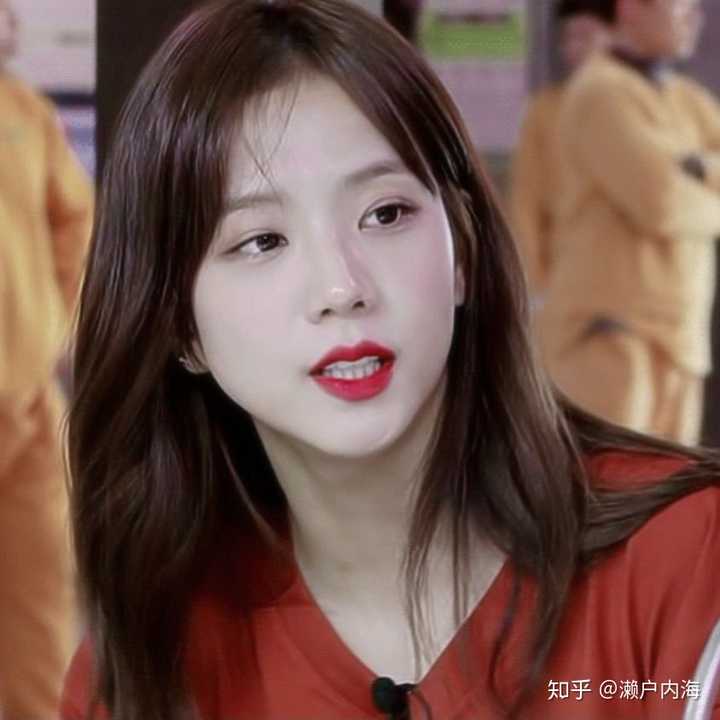 blackpink里的金智秀jisoo怎么样?