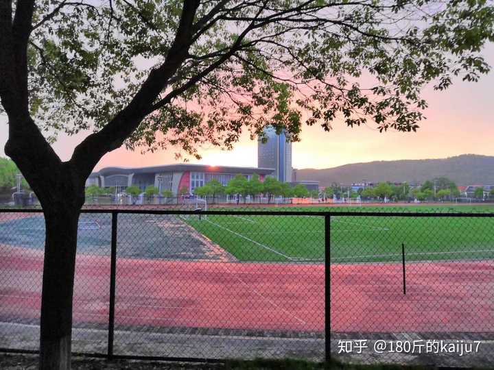 在湘南学院读临床医学专业是一种什么体验?