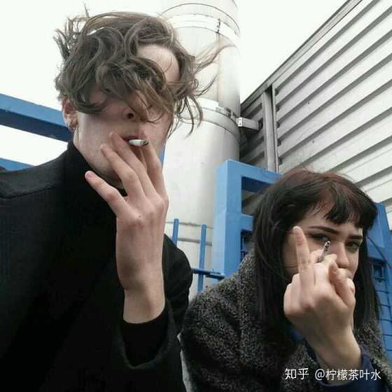 求一些酷酷的欧美女头像和一些搞笑的欧美萌娃?