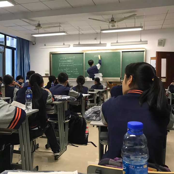 在上海市高桥中学就读是怎样一种体验?