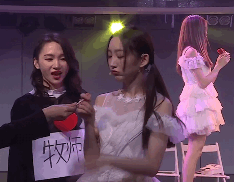 snh48系成员有哪些看一次就笑一次的动图or图片?