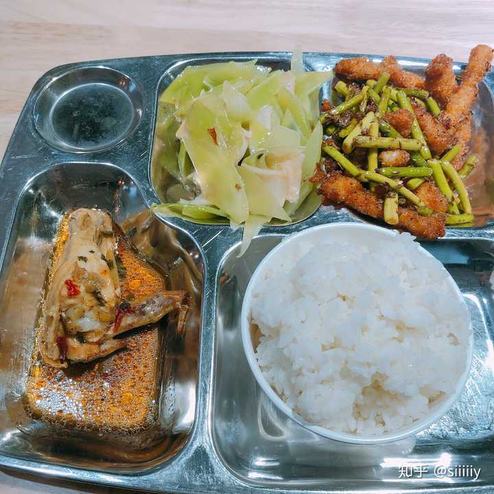 有哪些让你印象深刻的食堂菜,能否分享你的「吃播」视频或图片?