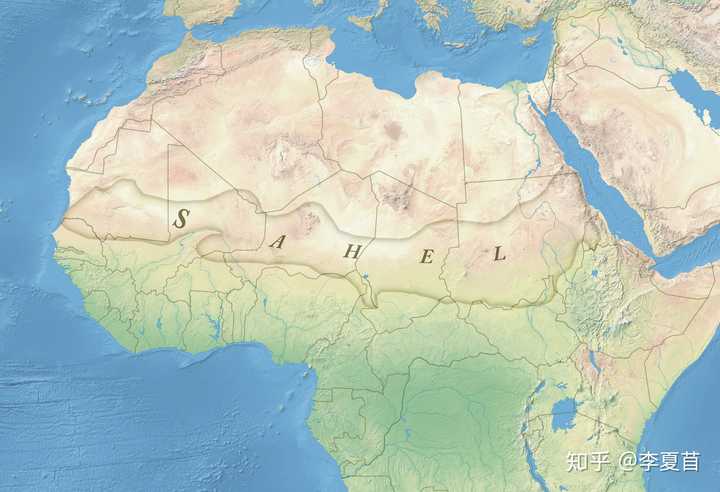 处于撒哈拉沙漠,中部大片土地属于半干旱草原的"萨拉赫地区"(sahel)