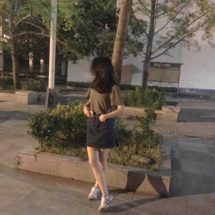 身为一个女生,每天晚上跑步一小时真的能减肥么?