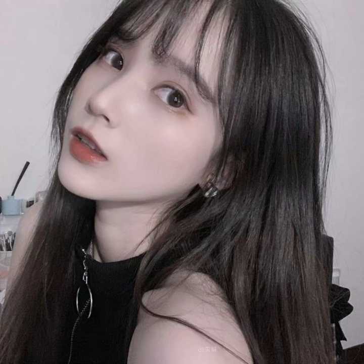 有哪些好看的女生头像?