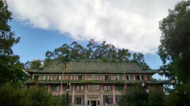 在中山大学博雅学院就读是怎样一番体验?