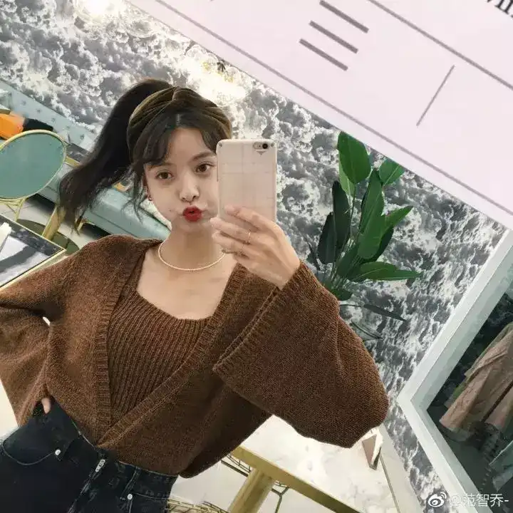 适合女生的拍照表情和姿势有哪些?