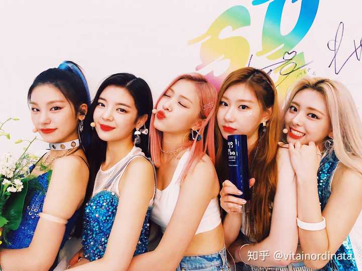 如何评价 itzy 成员 yuna(申有娜)?