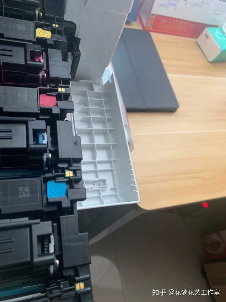 惠普打印机m181fw,总是显示耗材余量错误怎么回事?