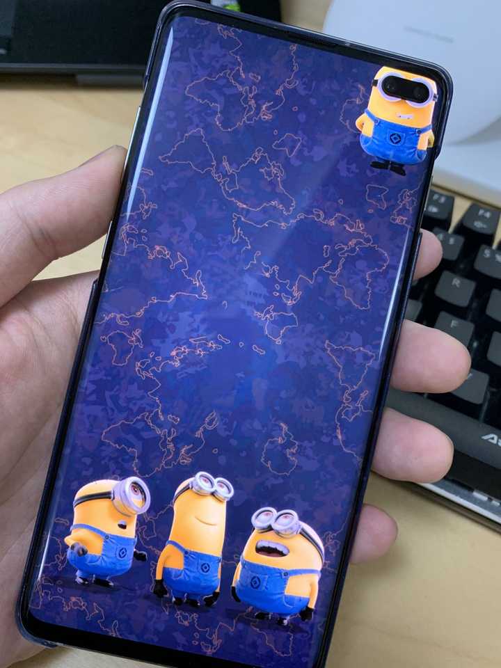 有哪些完美适配三星 s10,s10  打孔屏的壁纸?