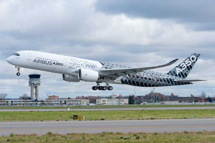 空客飞机 a330,a340,a350 之间有什么差别?其与波音的