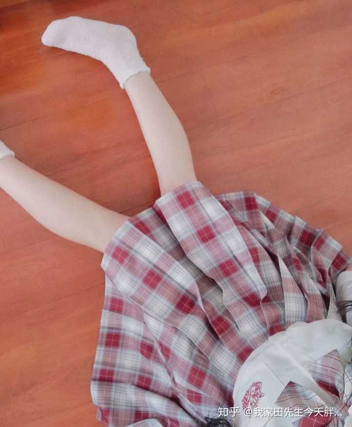 腿粗的女生可以穿jk制服嘛?