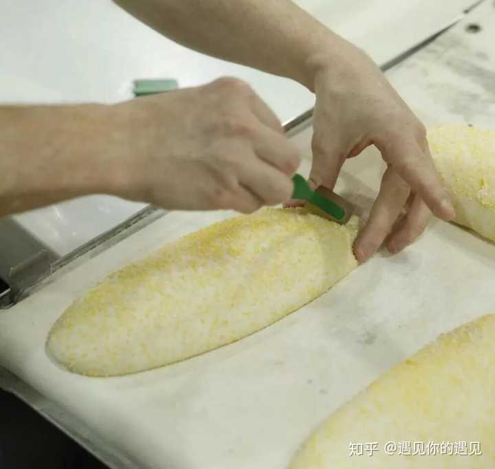 烘焙有什么简单 实用的面包整形技巧?