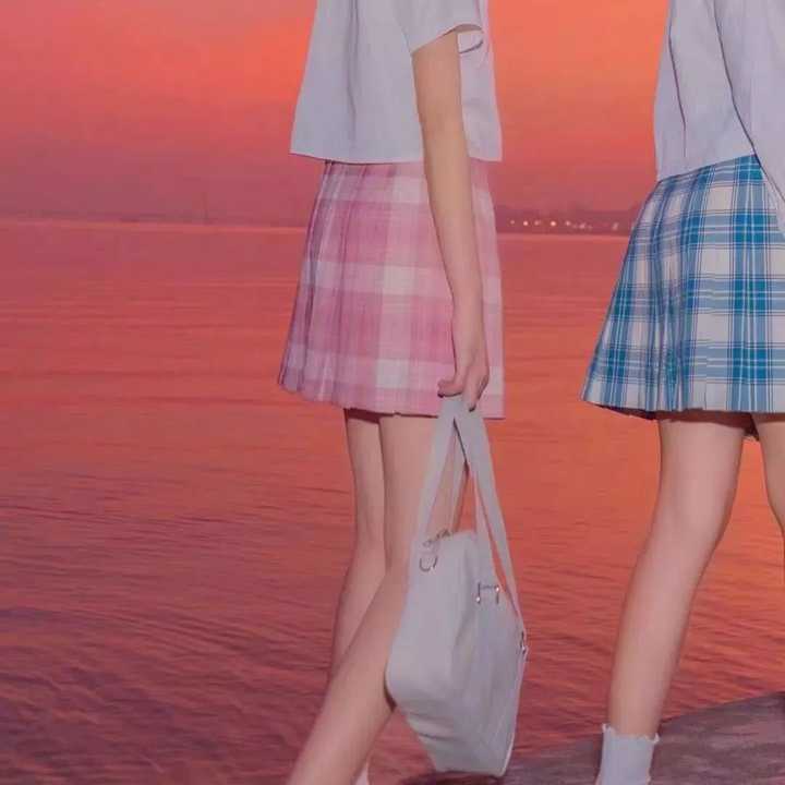 有没有好看的真人闺蜜女头像?