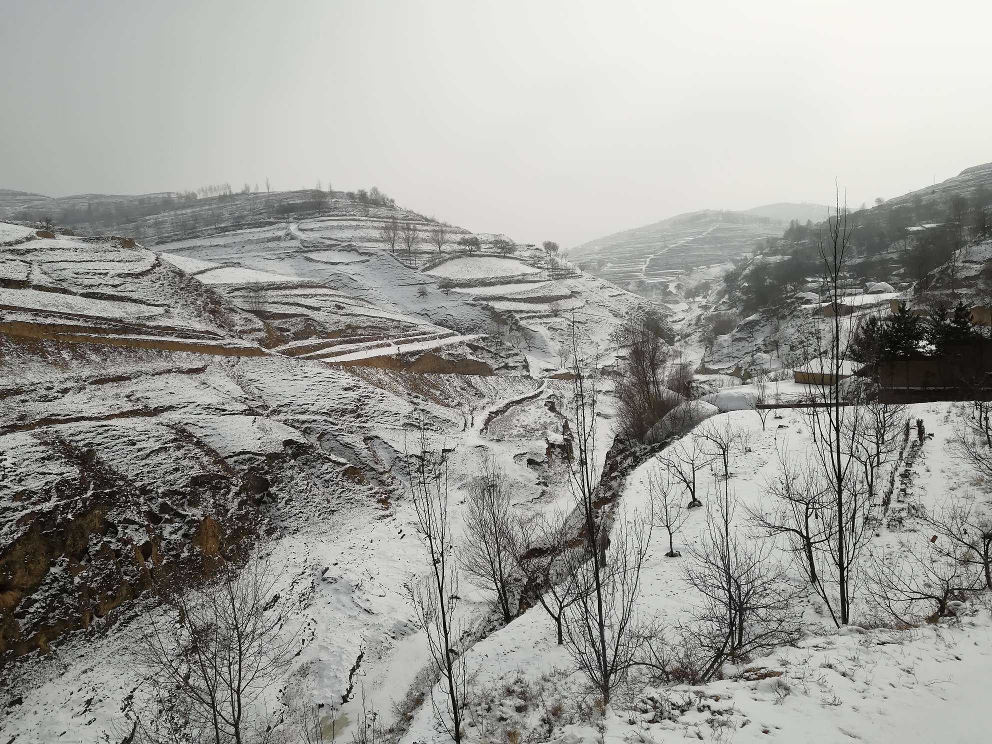 2018年西北深山里的雪喜欢回家的感觉